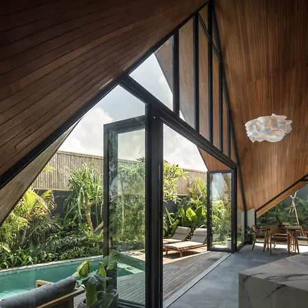 The River Studio Canggu  Bagian luar foto